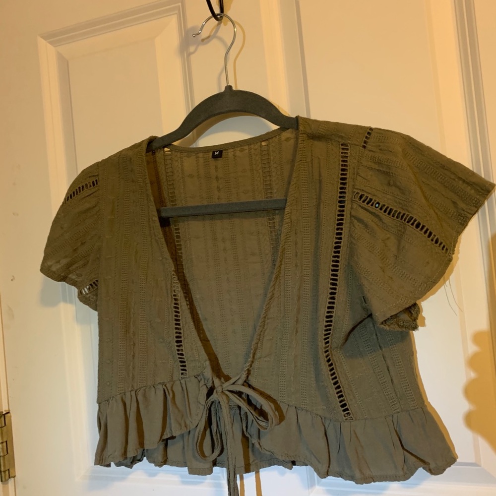 ADORABLE ARMY GREEN CROP TOP